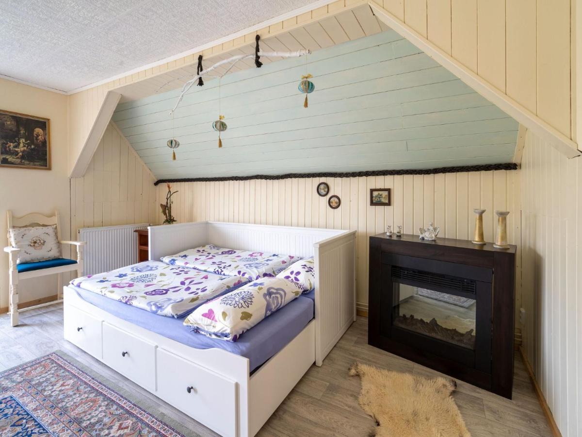 Country Cottage With Sauna And Bubble Bath Kraslice Exterior foto